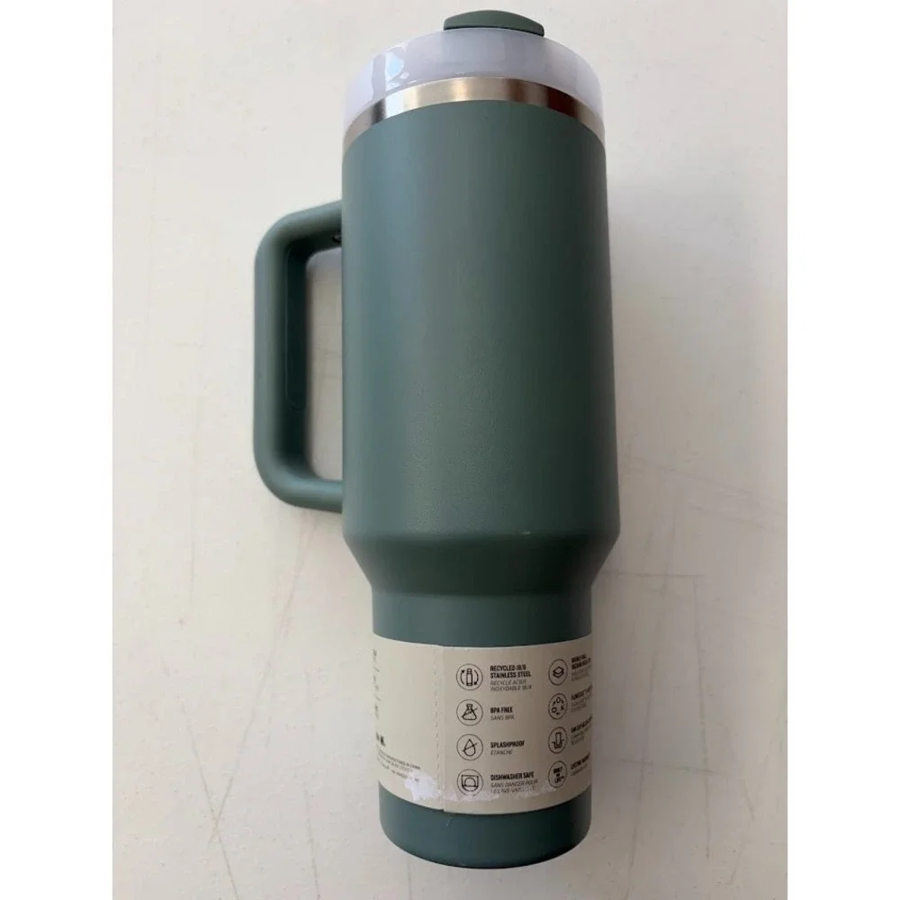 Stanley Quencher H2.0 Flowstate 40oz Tumbler She-tofu Lid & Straw New - Picture 3 of 4